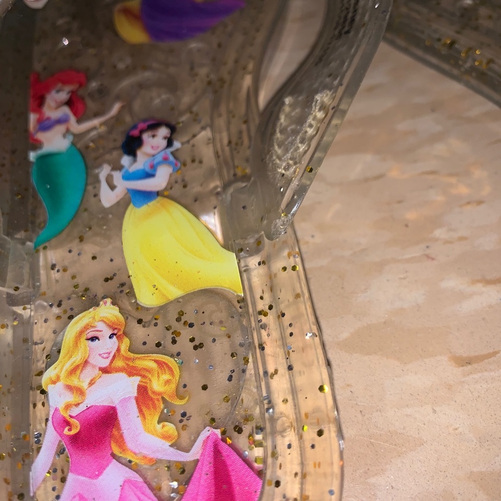 New Princess Sandals - Picture 2 of 7